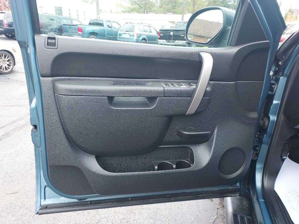 2011 Chevrolet Silverado 1500 Image 10
