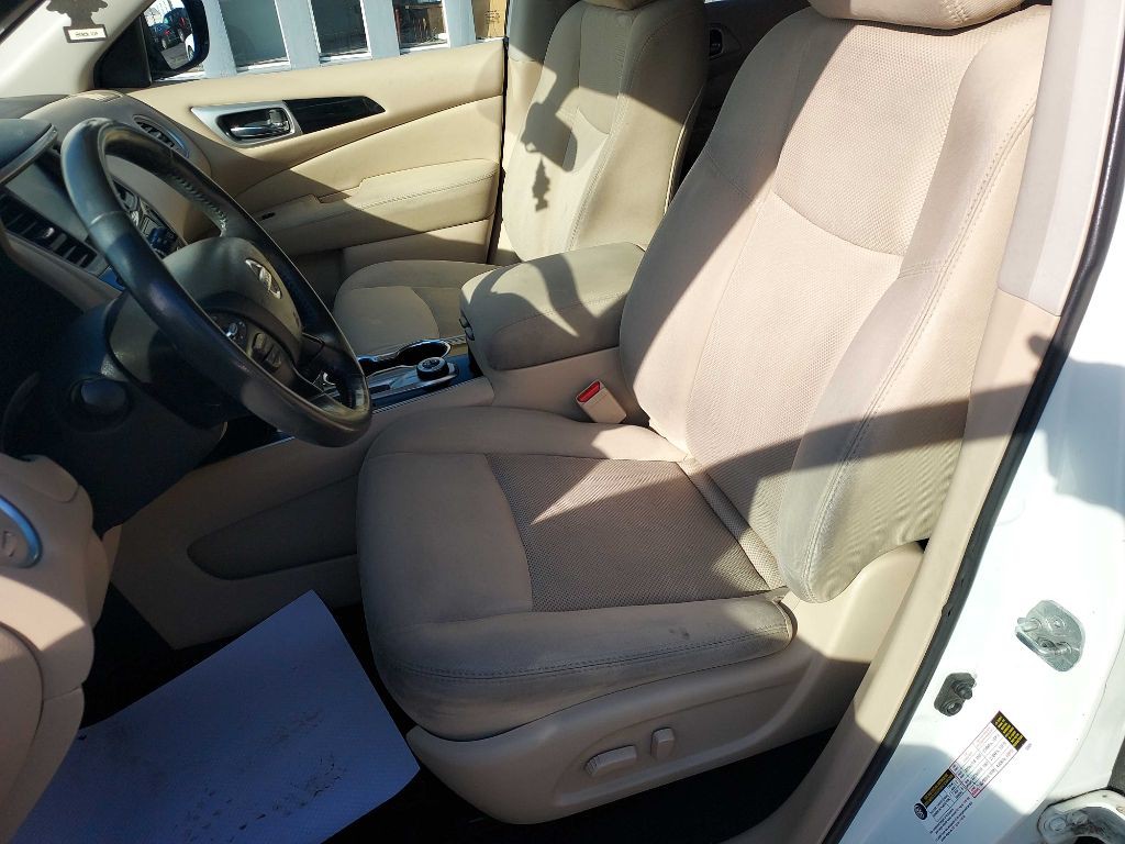 2017 Nissan Pathfinder Image 9