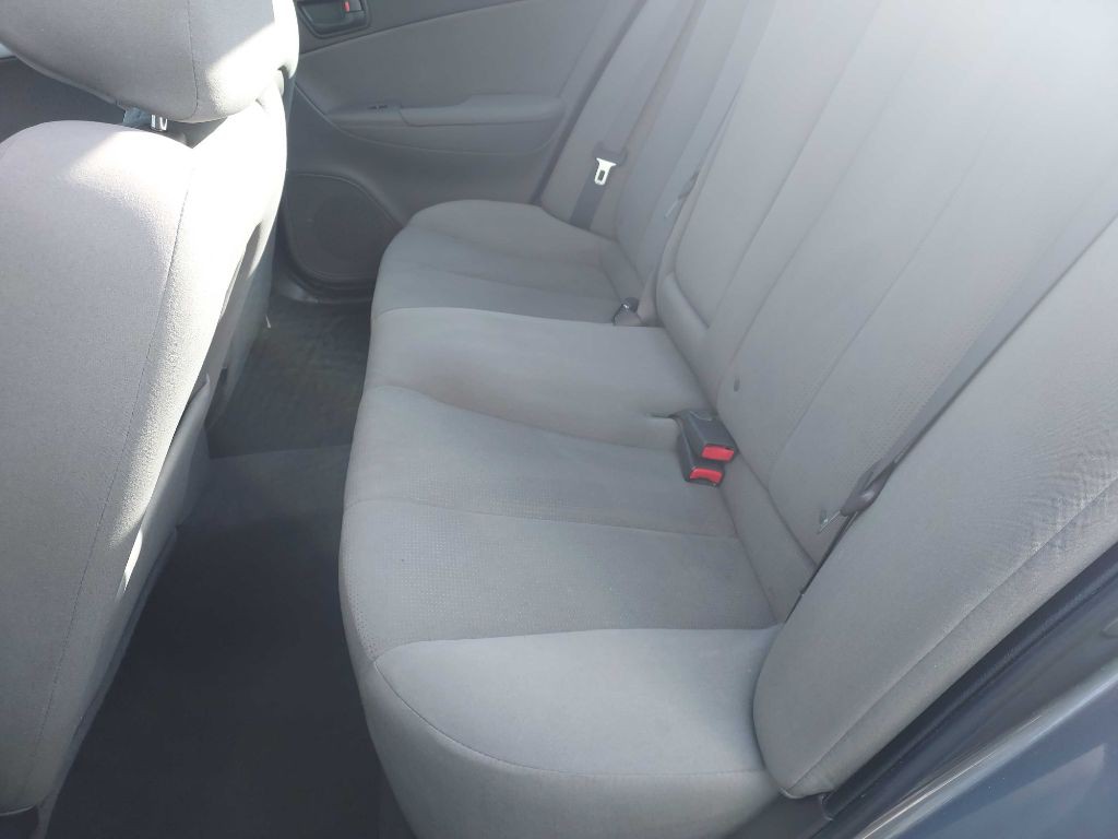 2010 Hyundai Sonata Image 11