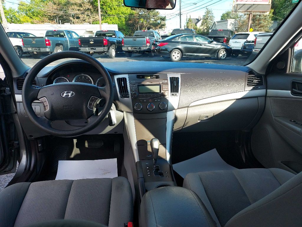 2010 Hyundai Sonata Image 14