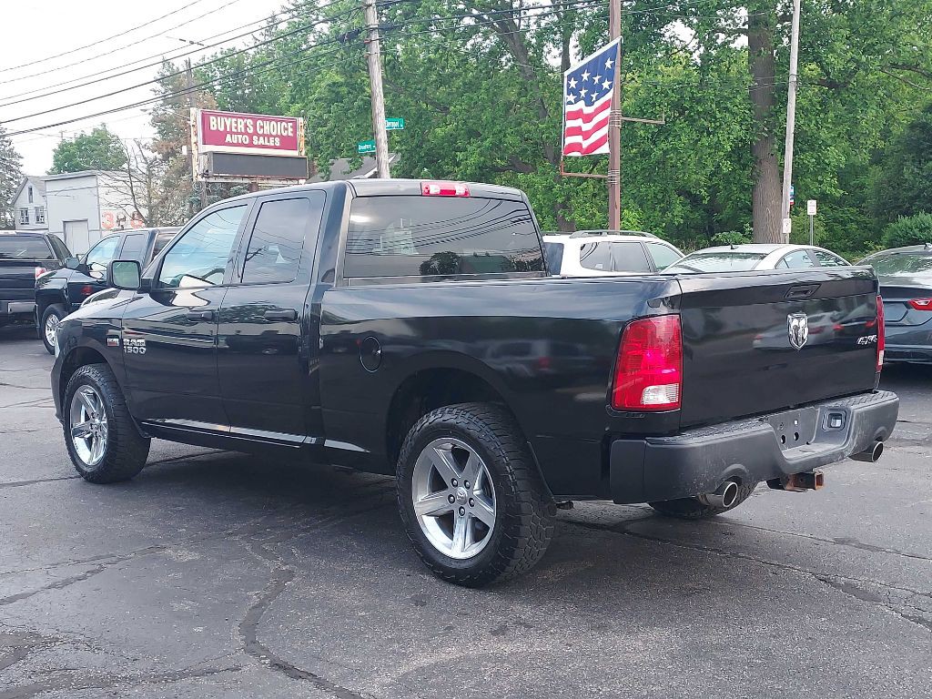 2016 RAM 1500 Image 3