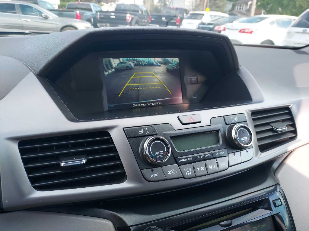 2014 Honda Odyssey Image 16