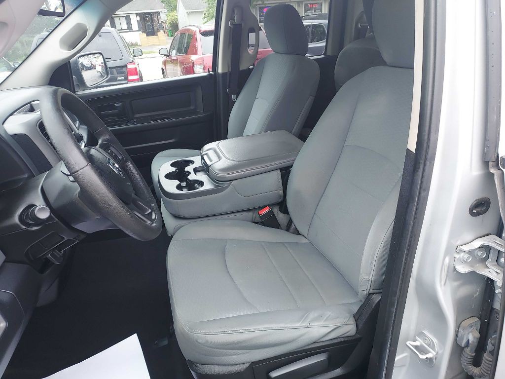 2013 RAM 1500 Image 10