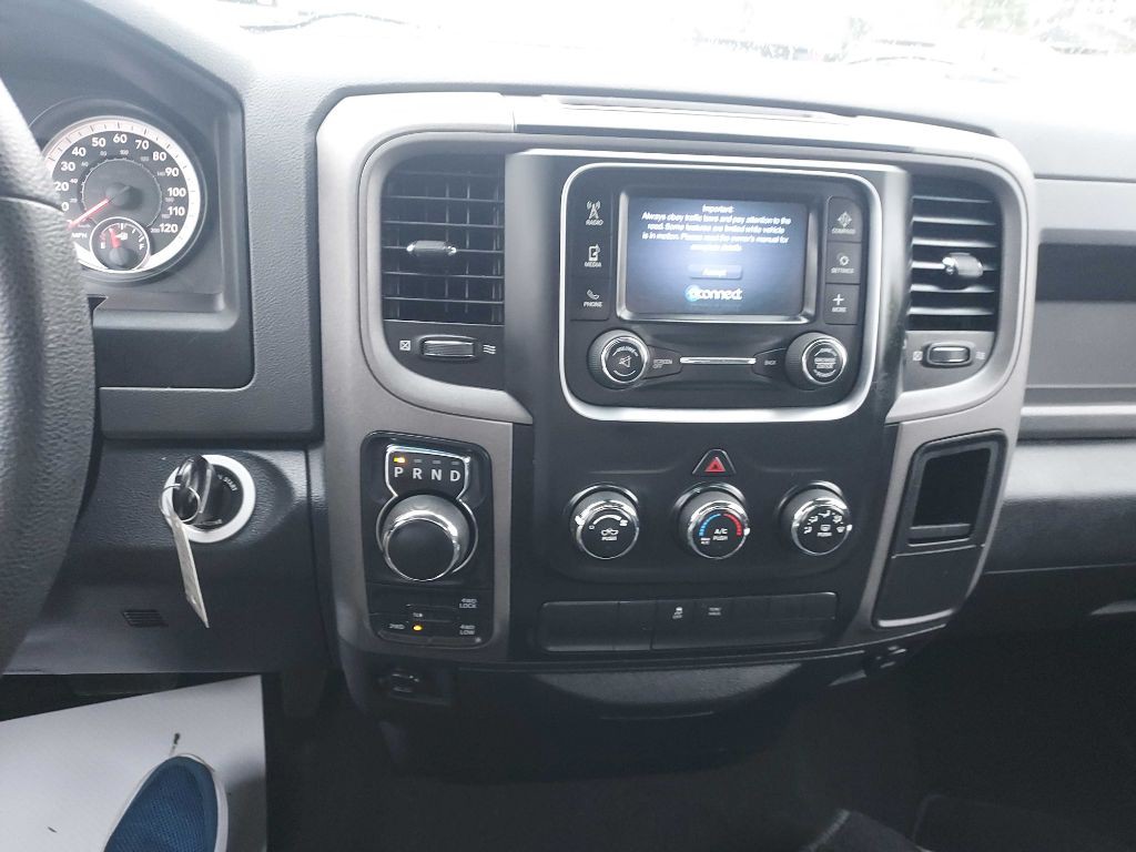 2013 RAM 1500 Image 15