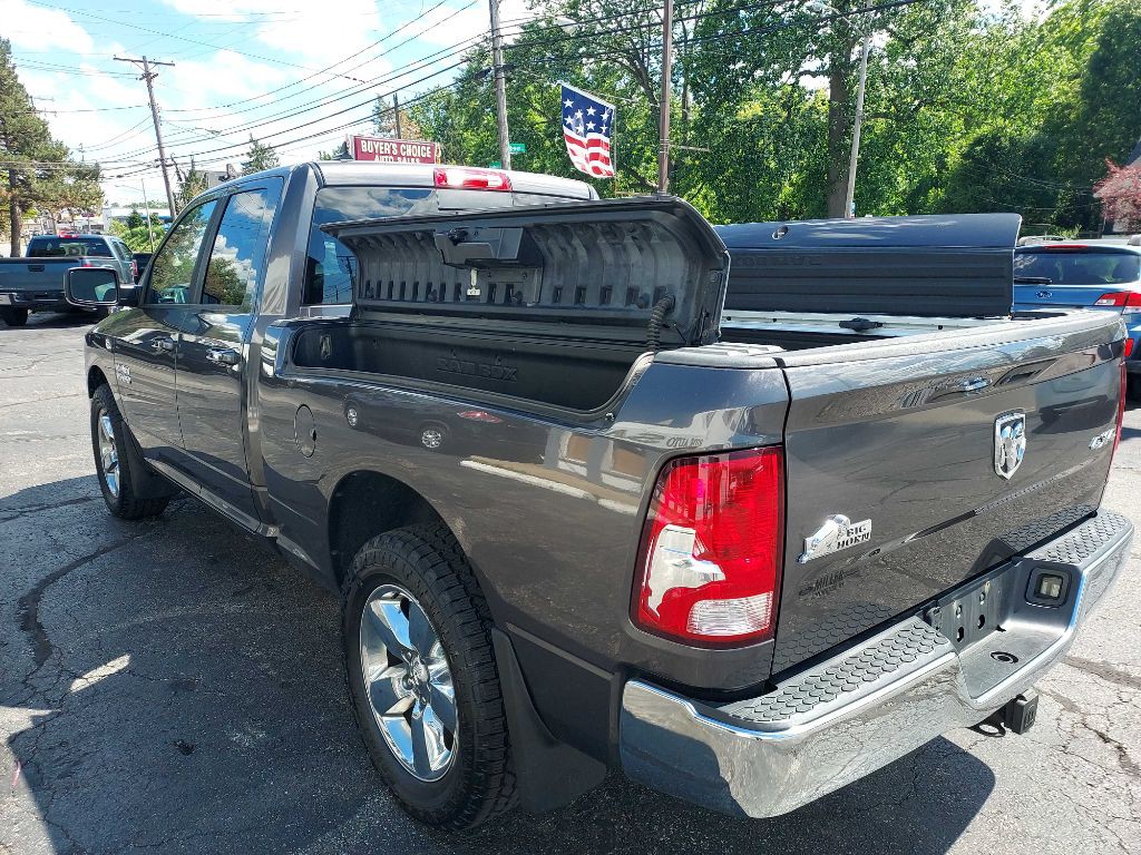 2015 RAM 1500 Image 9