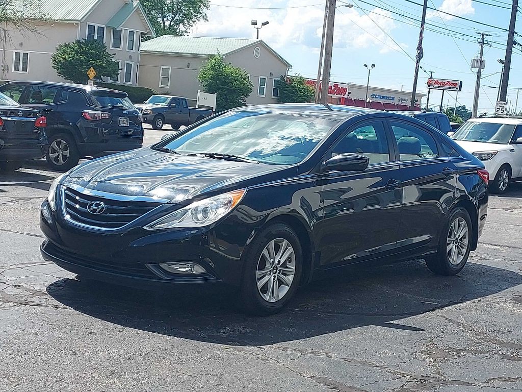 2013 Hyundai Sonata Image 1