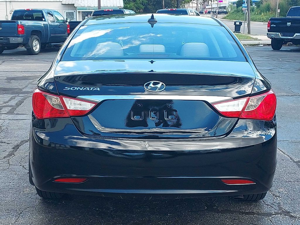 2013 Hyundai Sonata Image 6