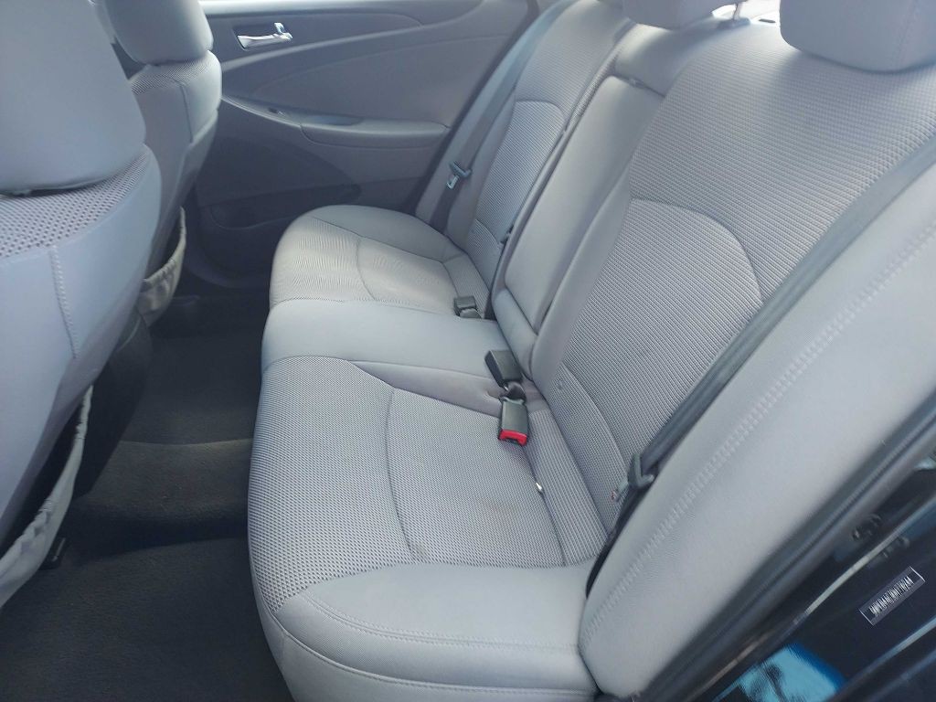 2013 Hyundai Sonata Image 11