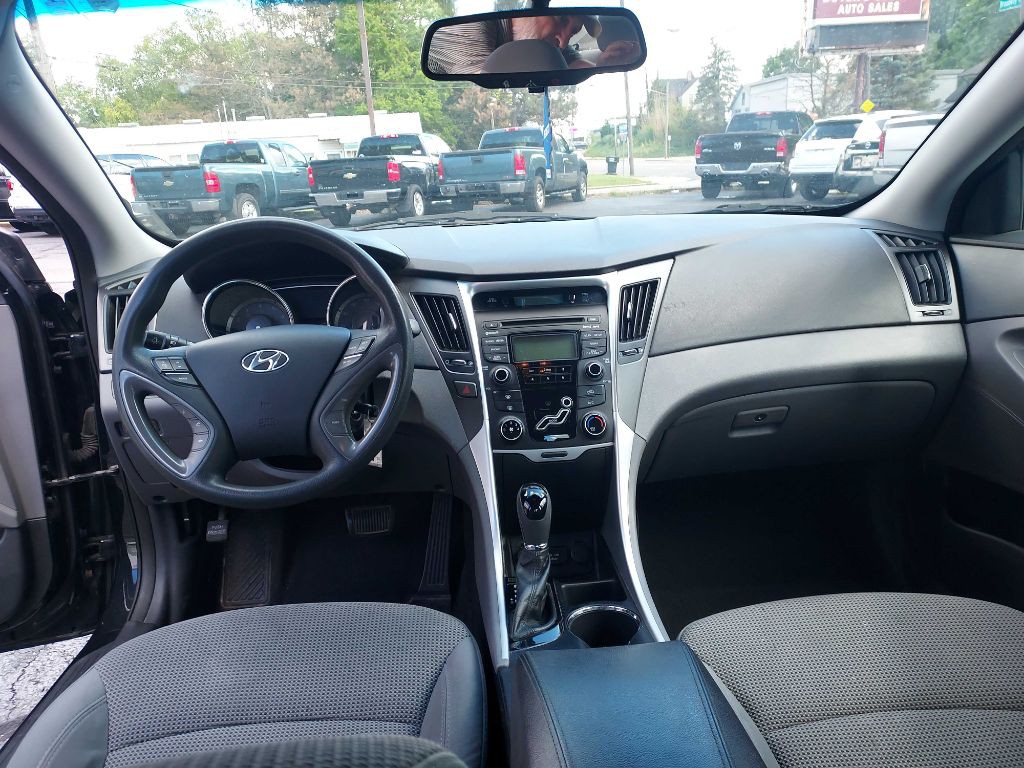 2013 Hyundai Sonata Image 14