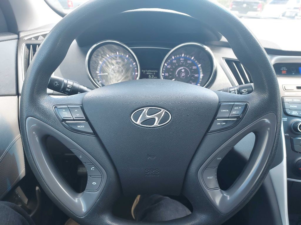 2013 Hyundai Sonata Image 17