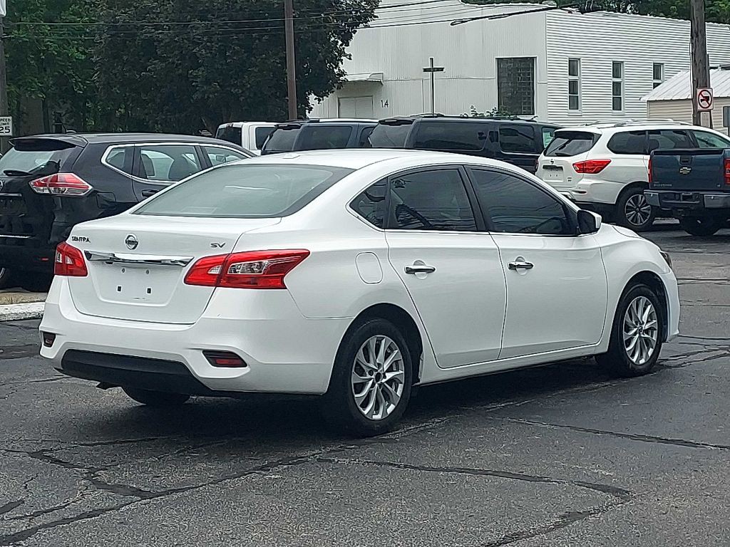 2018 Nissan Sentra Image 3