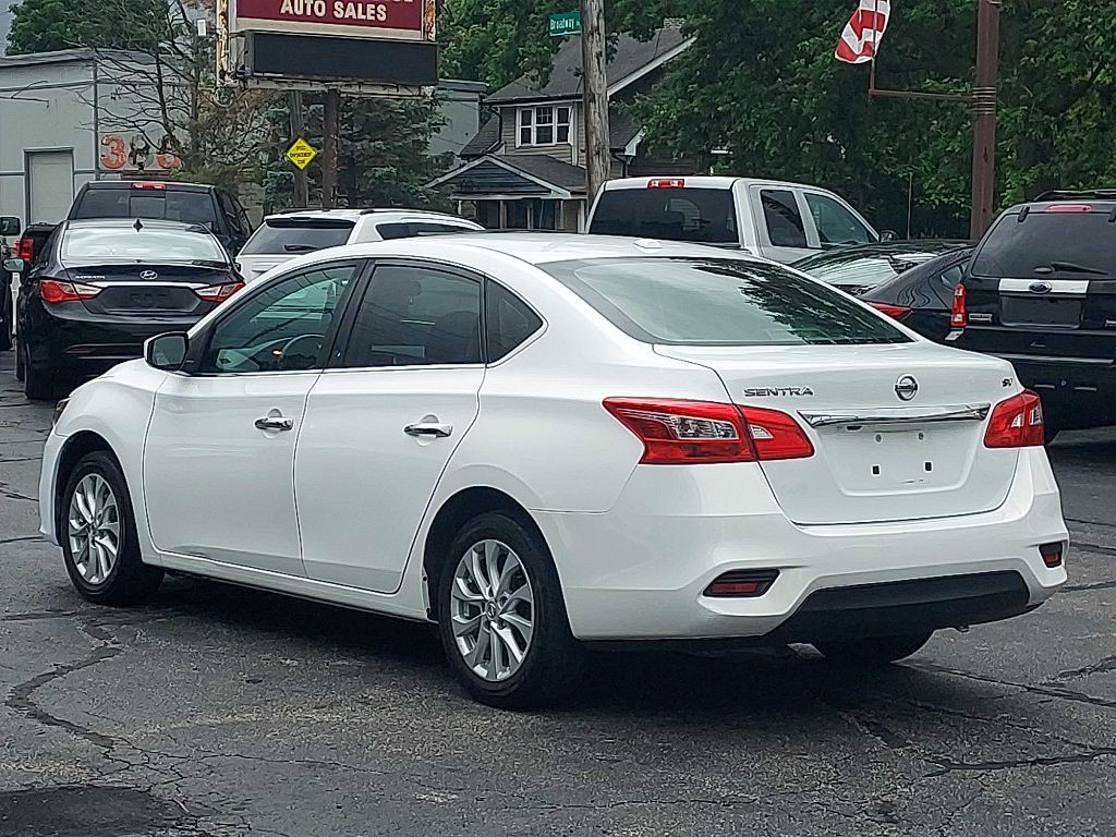 2018 Nissan Sentra Image 4