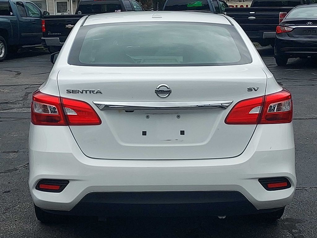 2018 Nissan Sentra Image 5