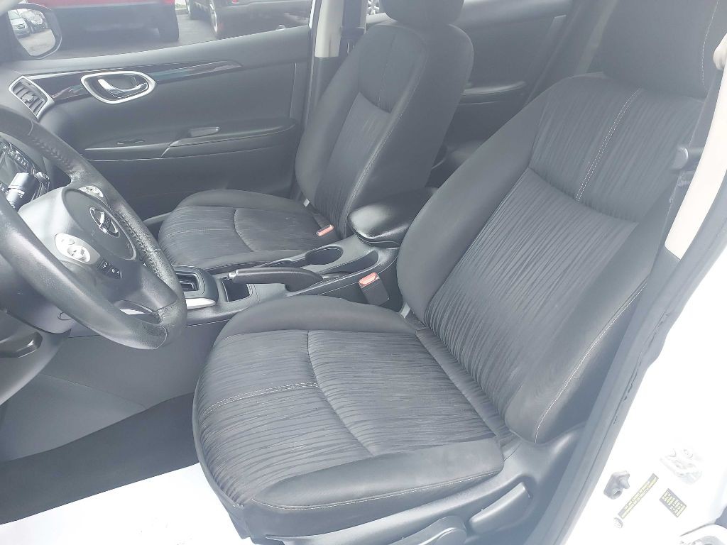 2018 Nissan Sentra Image 9