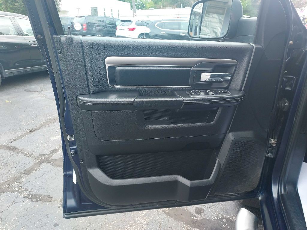 2013 RAM 1500 Image 10