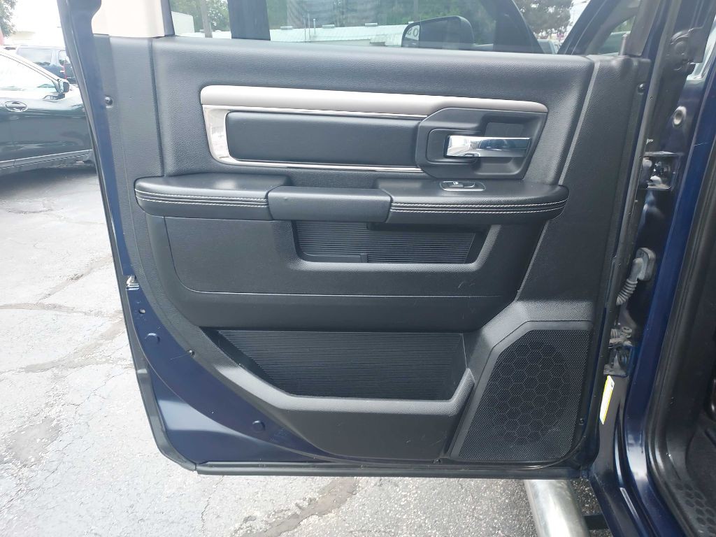 2013 RAM 1500 Image 12