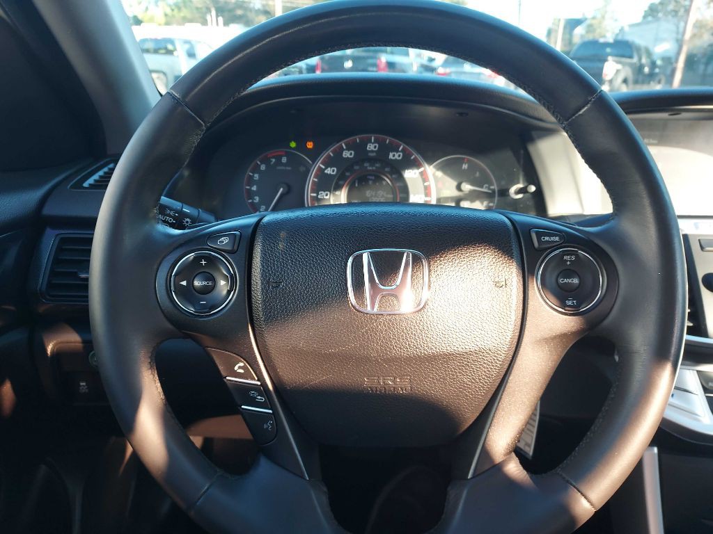 2014 Honda Accord Image 18