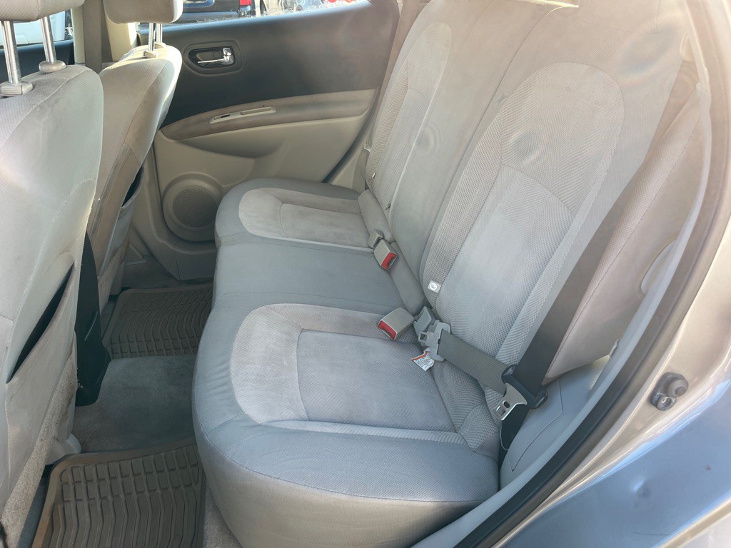 2014 Nissan Rogue Image 11
