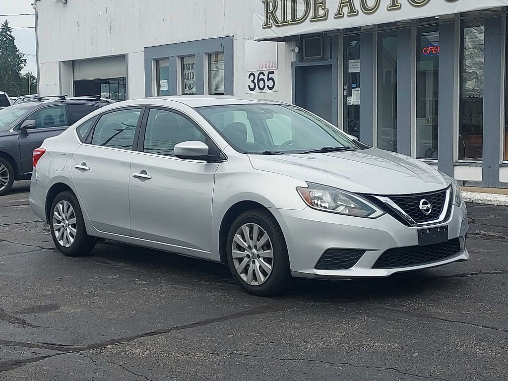 2017 Nissan Sentra Image 2