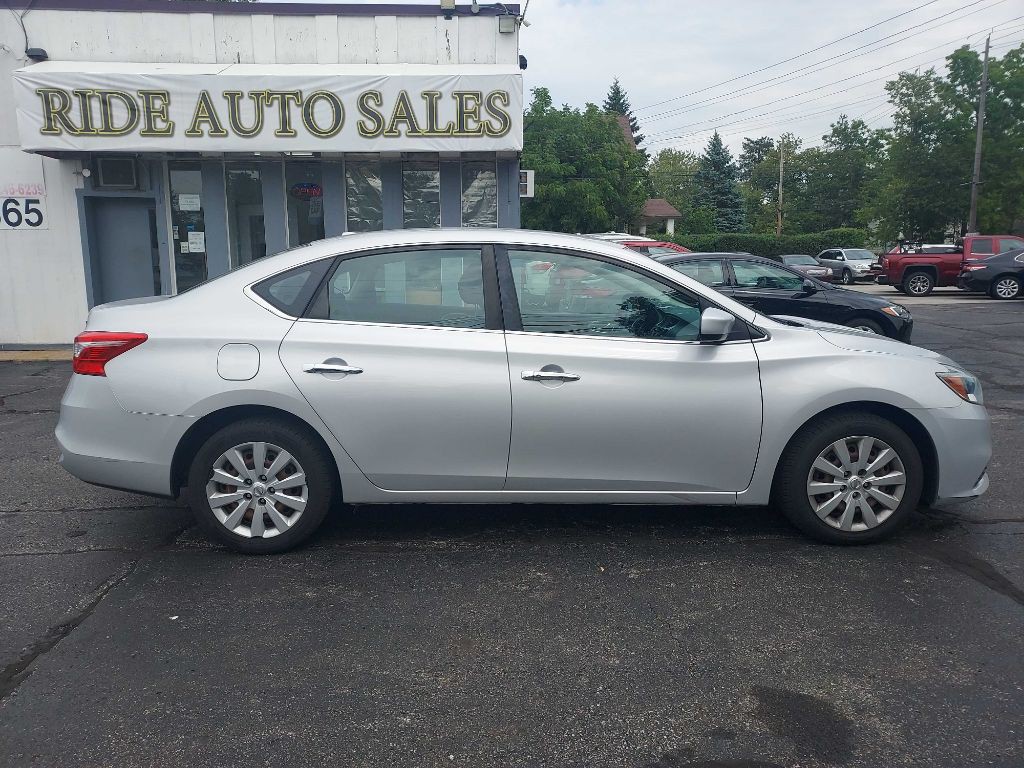 2017 Nissan Sentra Image 7