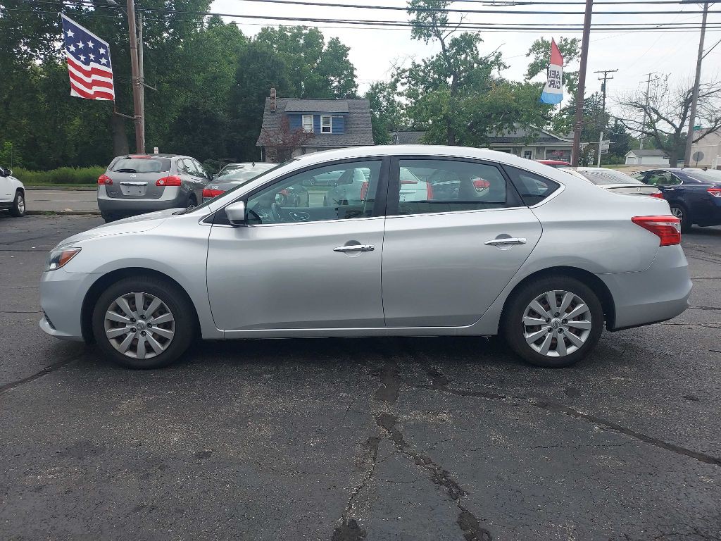 2017 Nissan Sentra Image 8