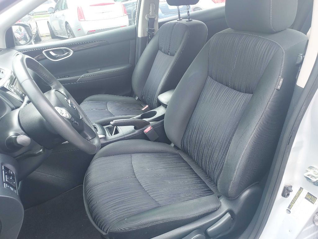 2017 Nissan Sentra Image 10