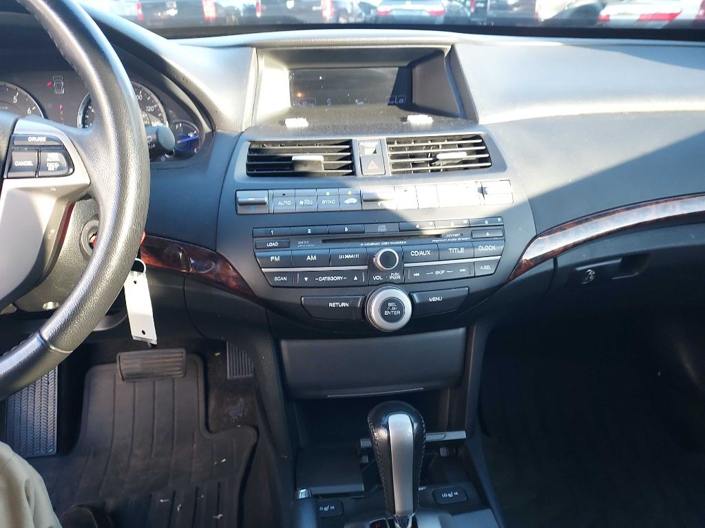 2012 Honda Crosstour Image 15