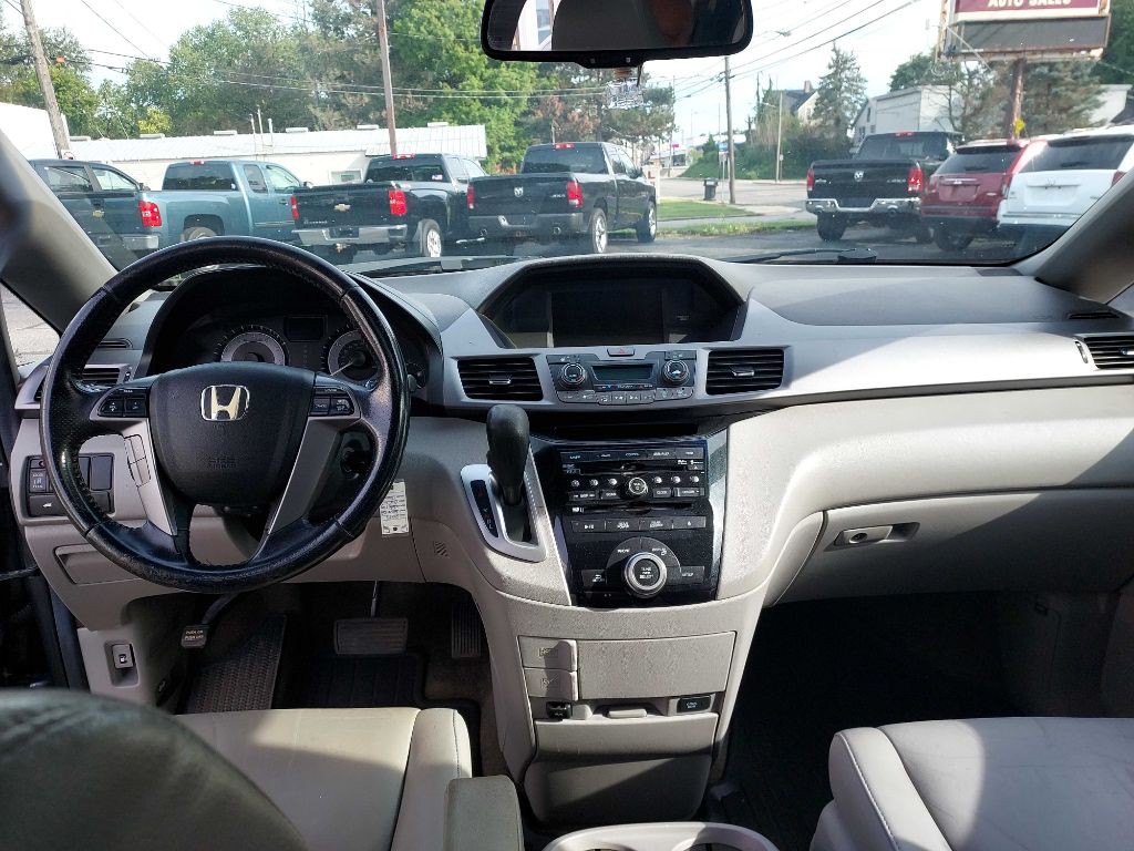 2013 Honda Odyssey Image 11