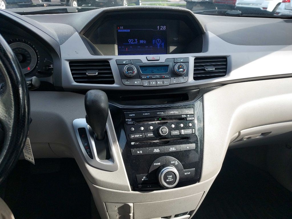 2013 Honda Odyssey Image 13
