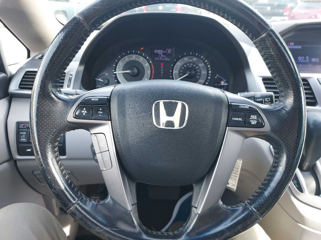 2013 Honda Odyssey Image 16