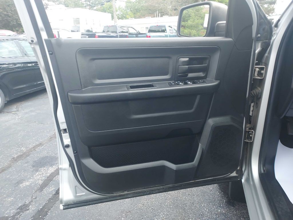 2014 RAM 1500 Image 10