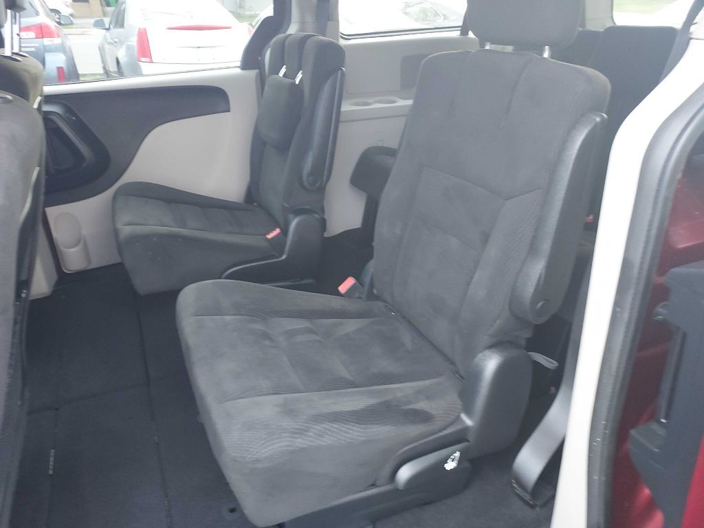 2016 Dodge Grand Caravan Image 11