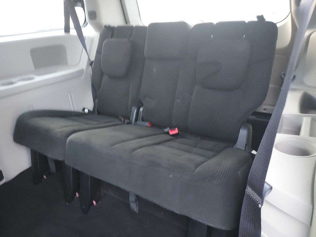 2016 Dodge Grand Caravan Image 12