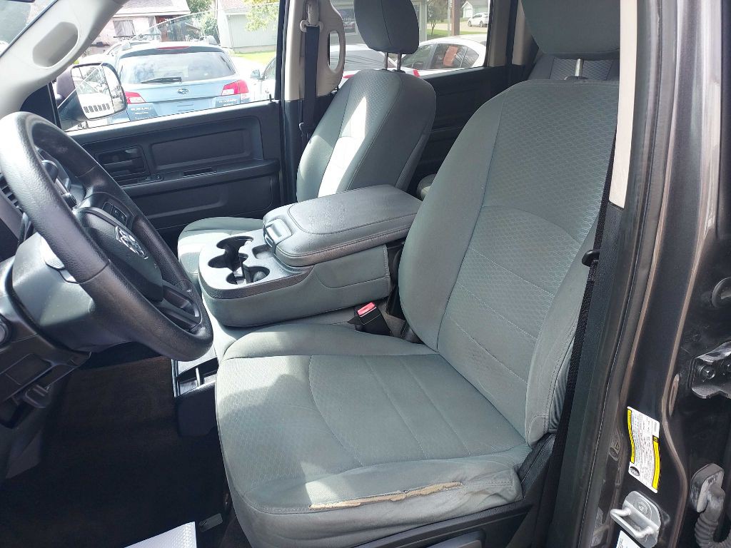 2014 RAM 1500 Image 9