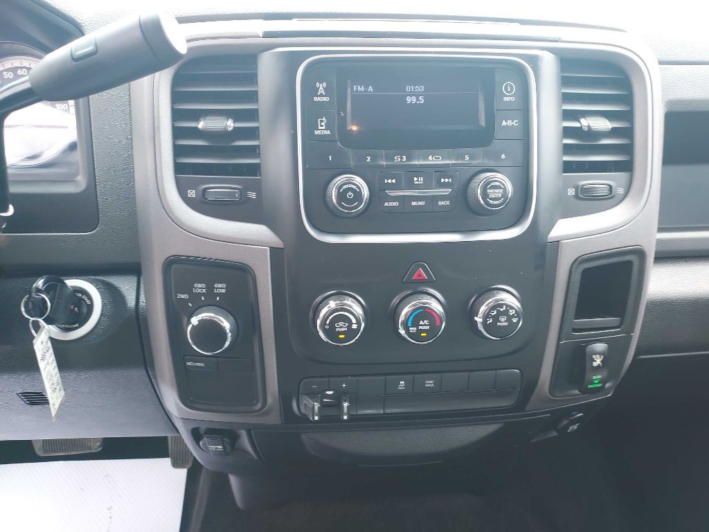 2014 RAM 1500 Image 13