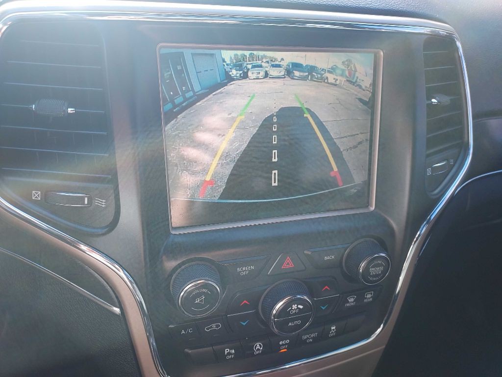 2016 Jeep Grand Cherokee Image 18