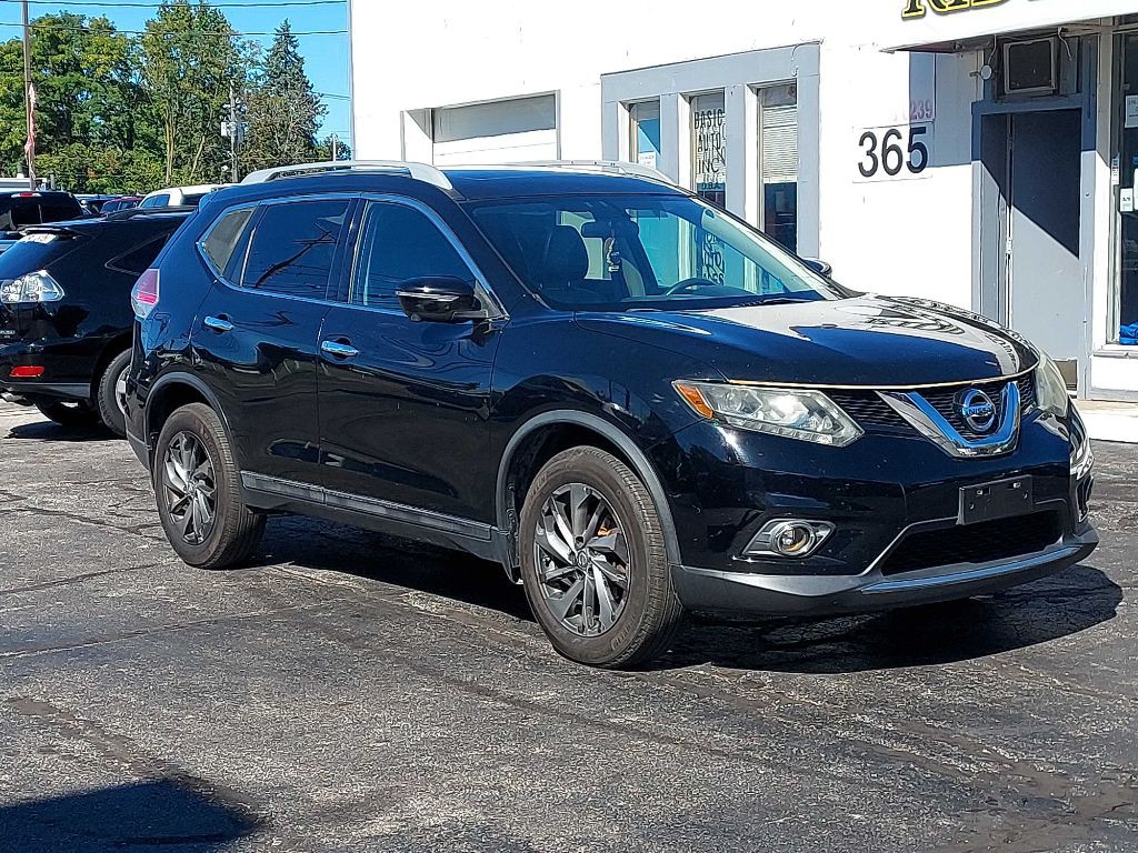 2015 Nissan Rogue Image 1