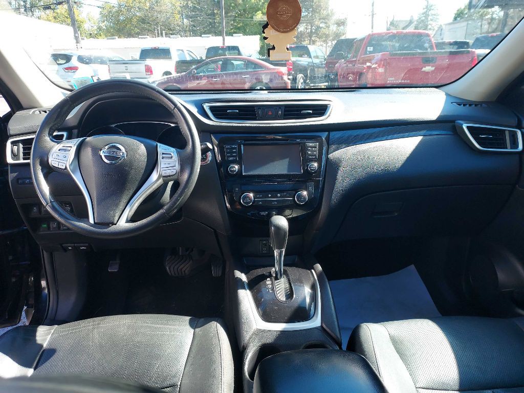 2015 Nissan Rogue Image 15