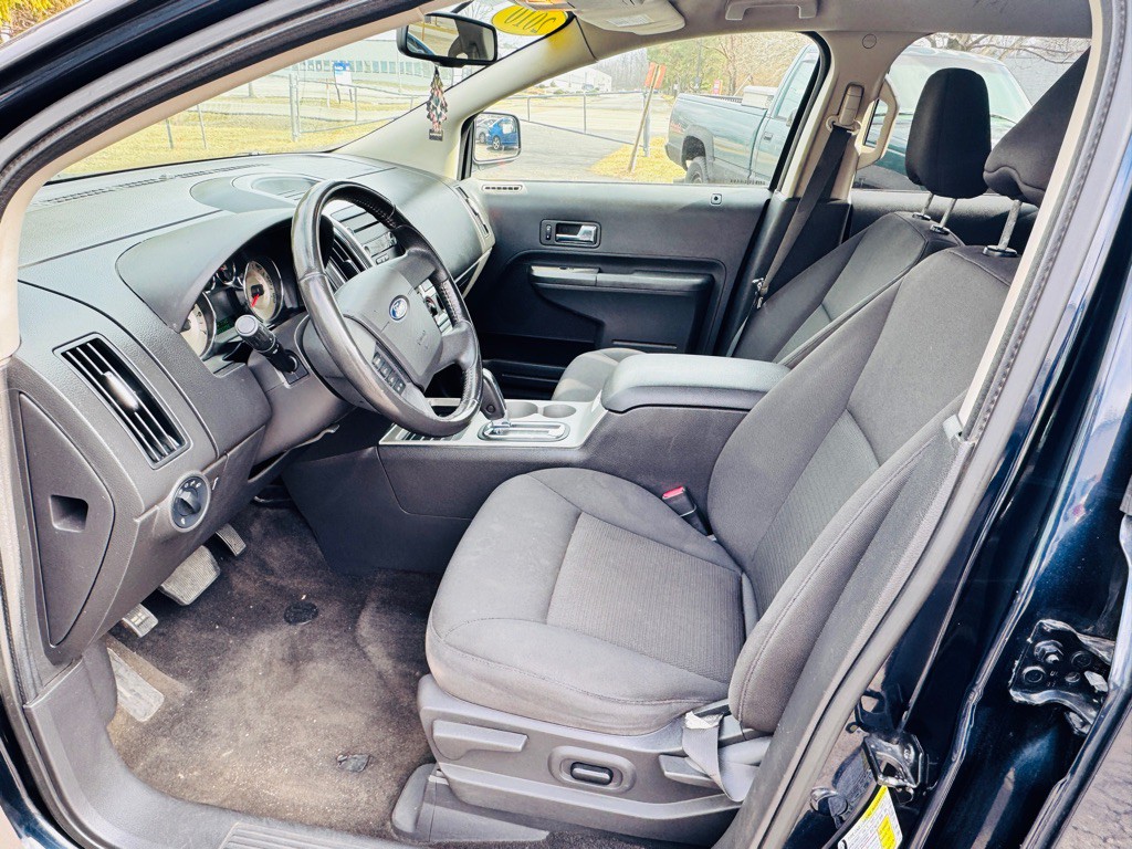 2010 Ford Edge Image 28