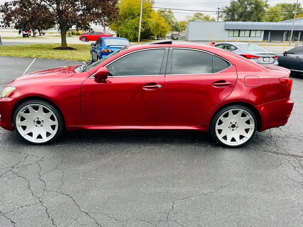 2007 Lexus IS 250 Image 2