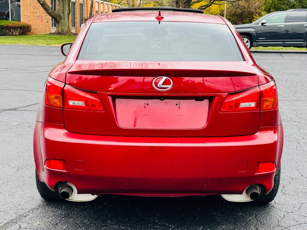 2007 Lexus IS 250 Image 4