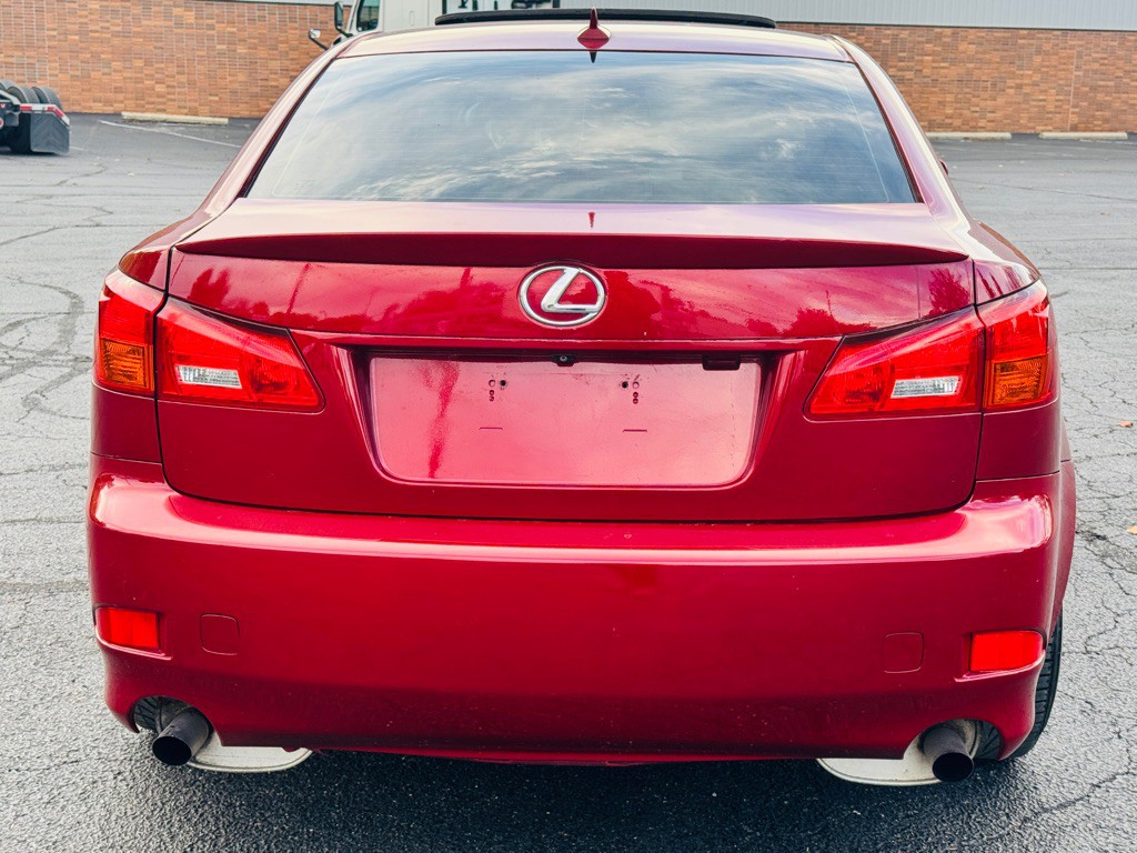 2007 Lexus IS 250 Image 18