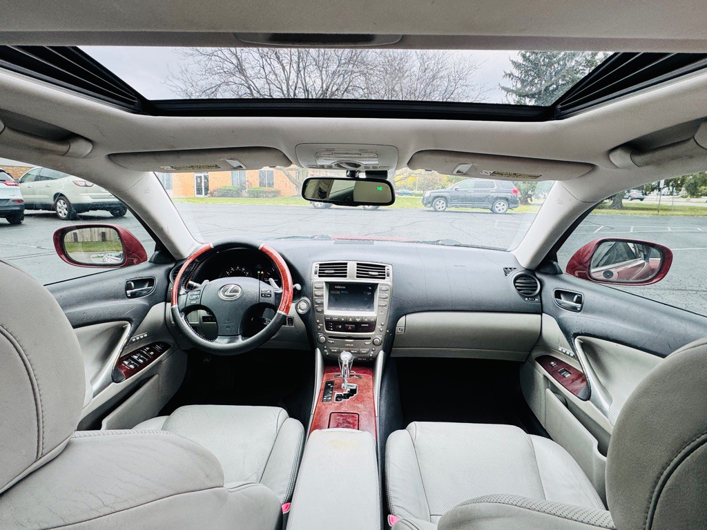 2007 Lexus IS 250 Image 28