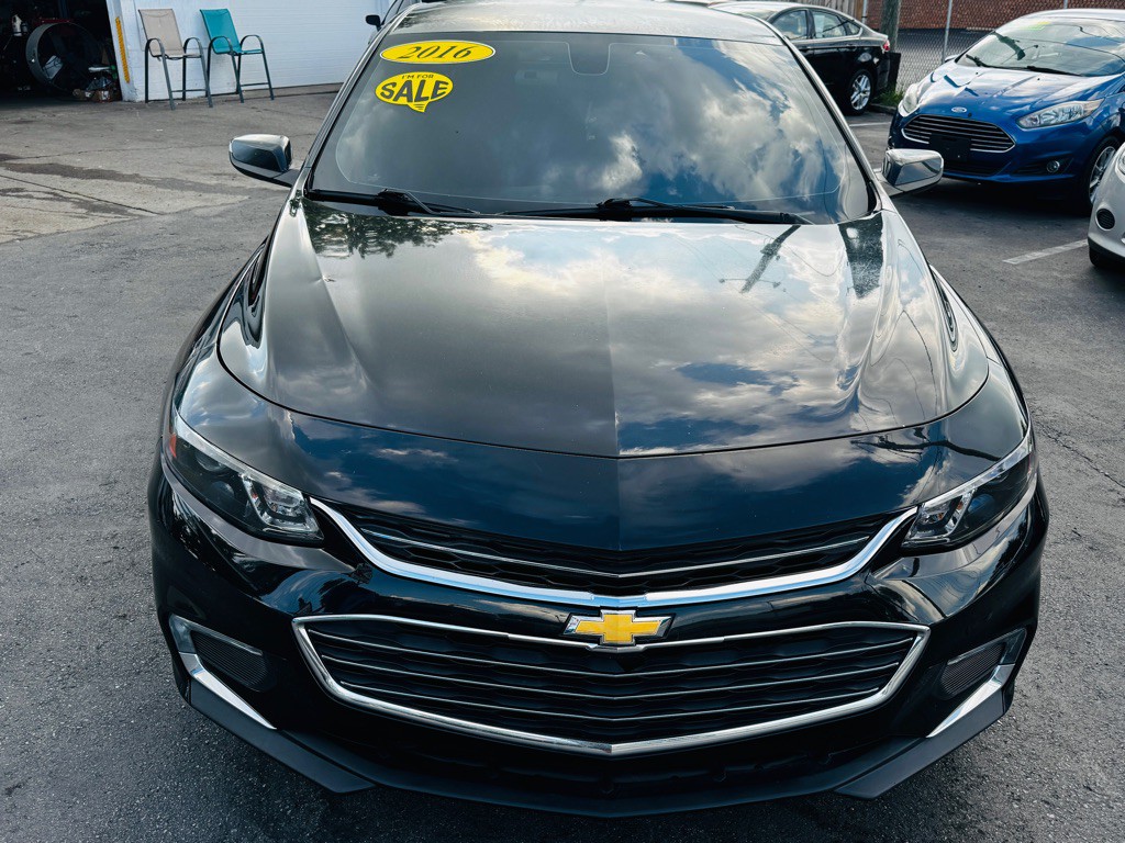 2016 Chevrolet Malibu Image 8