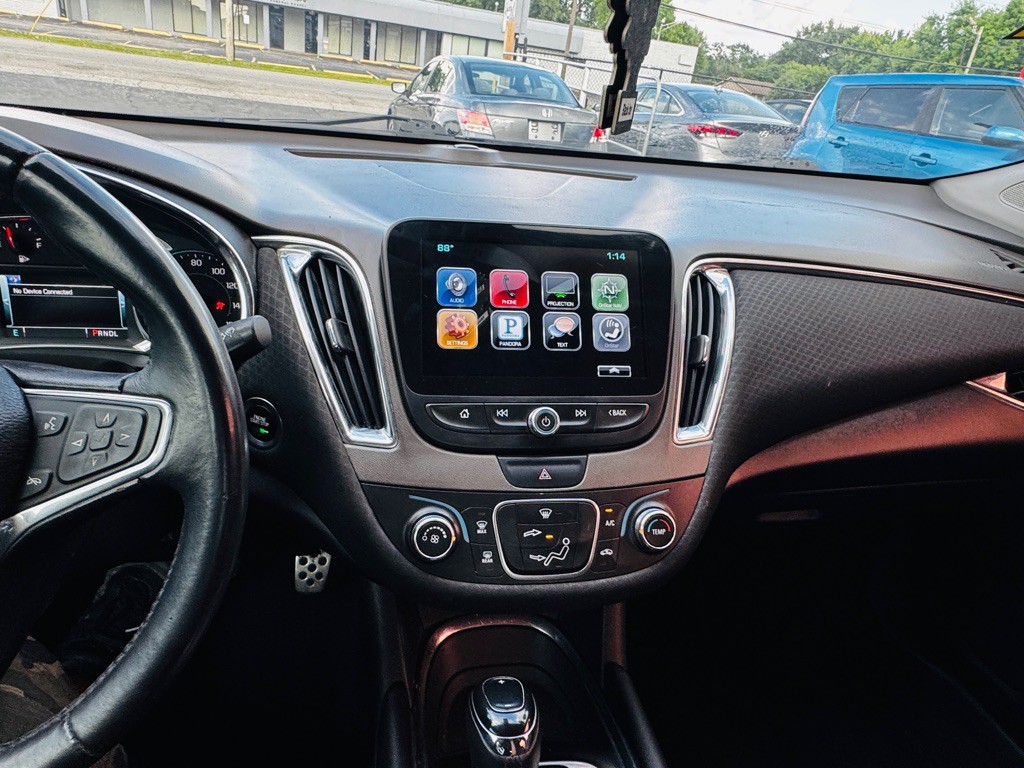 2016 Chevrolet Malibu Image 15