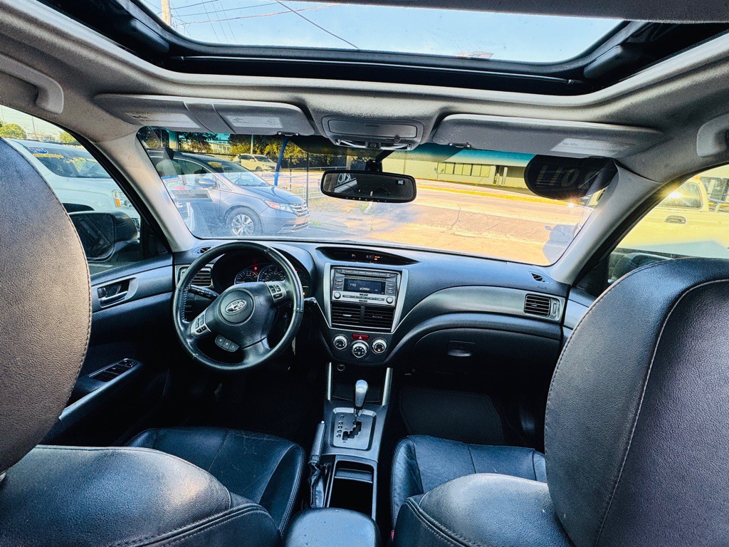2011 Subaru Forester Image 15