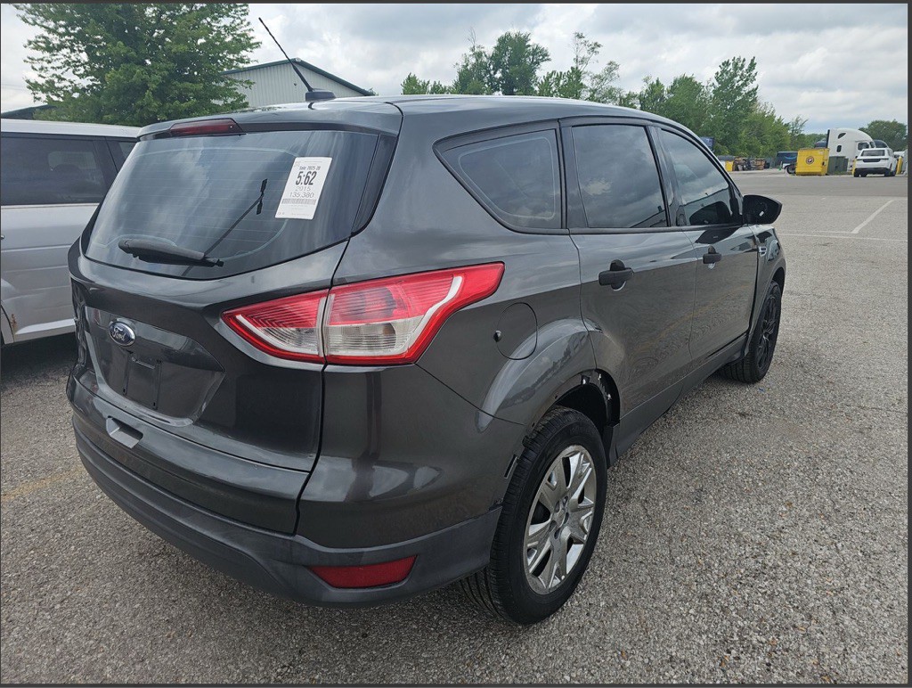 2015 Ford Escape Image 2