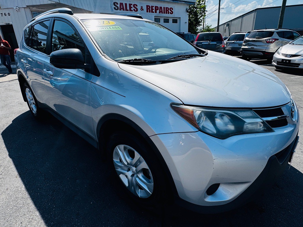 2013 Toyota Rav4 Image 7
