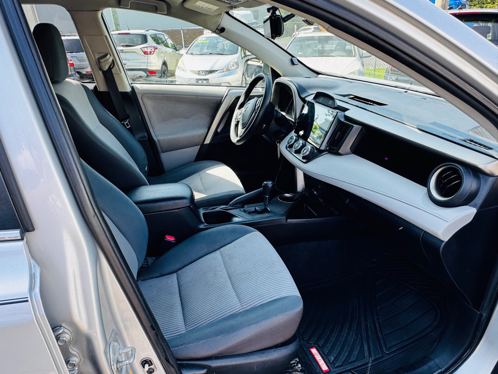 2013 Toyota Rav4 Image 14