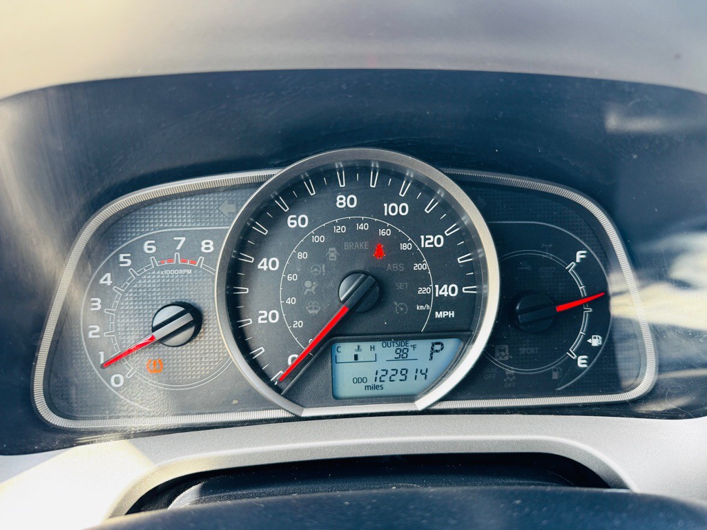 2013 Toyota Rav4 Image 17